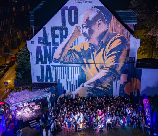 W Gliwicach otwarto mural upamiętniający Stanisława Soykę